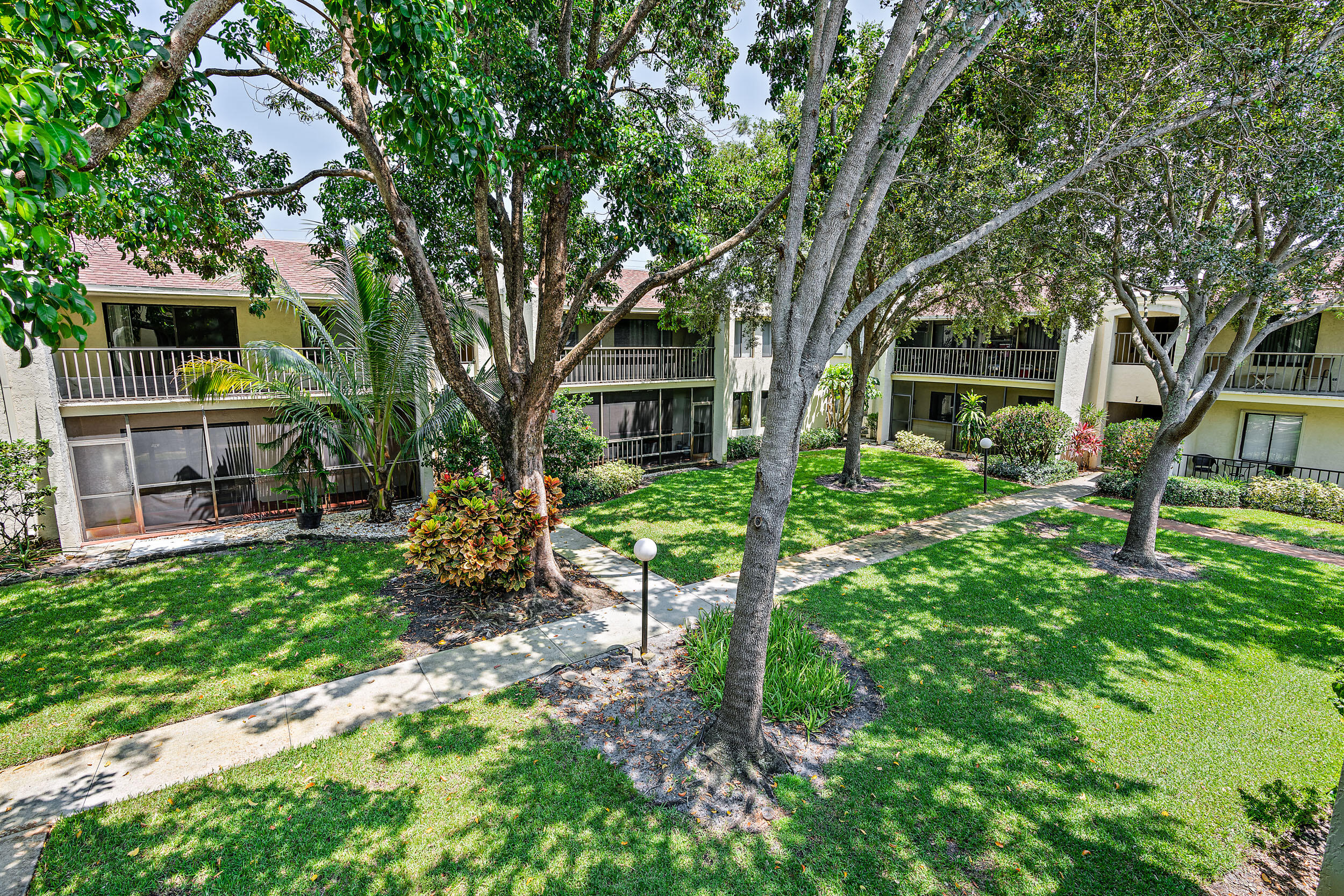 150 Pineview Road, Unit K5 Jupiter, FL 33469 - Photo 15 of 20 150 Pineview Rd, Unit K5-14
