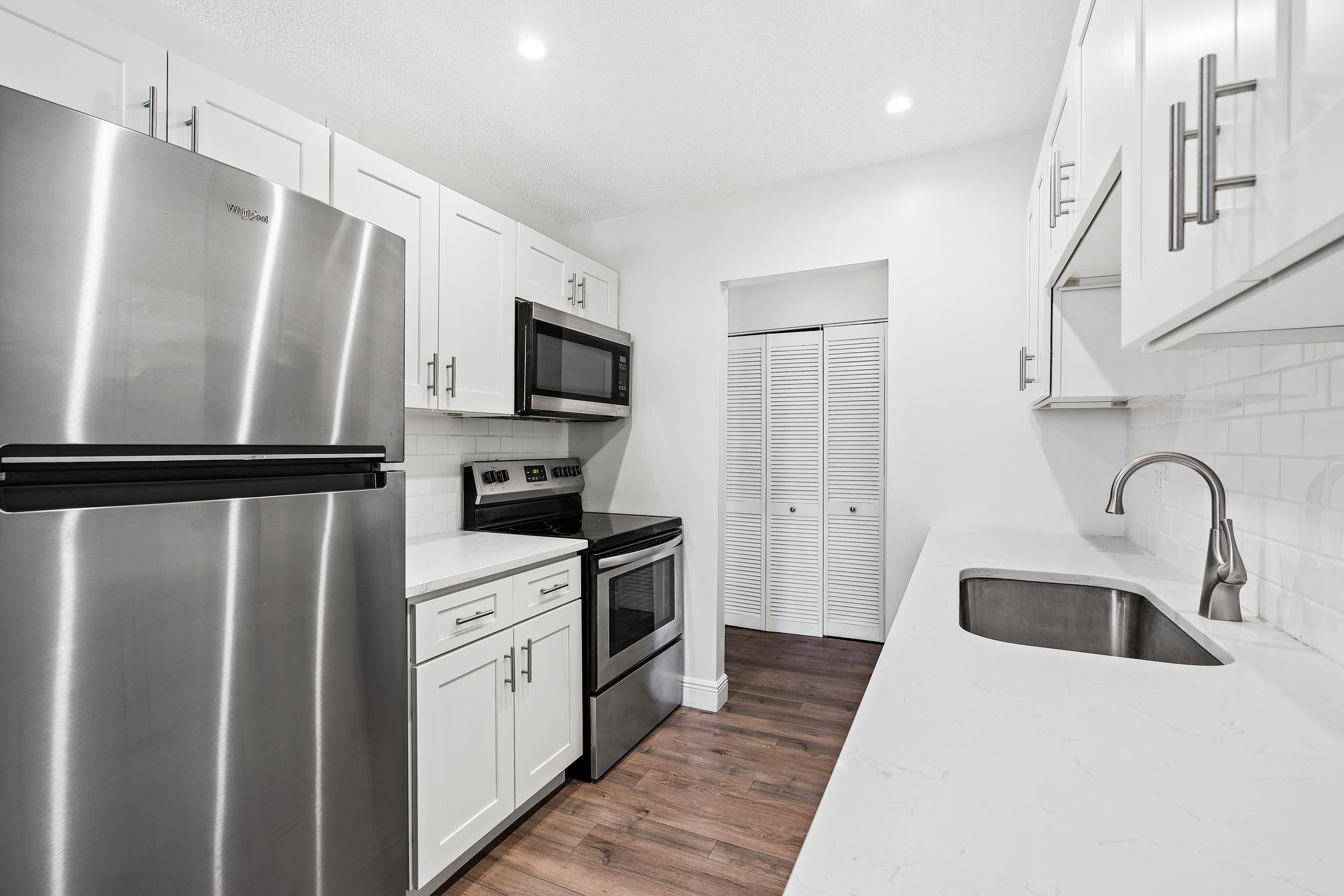 150 Pineview Road, Unit K5 Jupiter, FL 33469 - Photo 6 of 20 150 Pineview Rd, Unit K5-3
