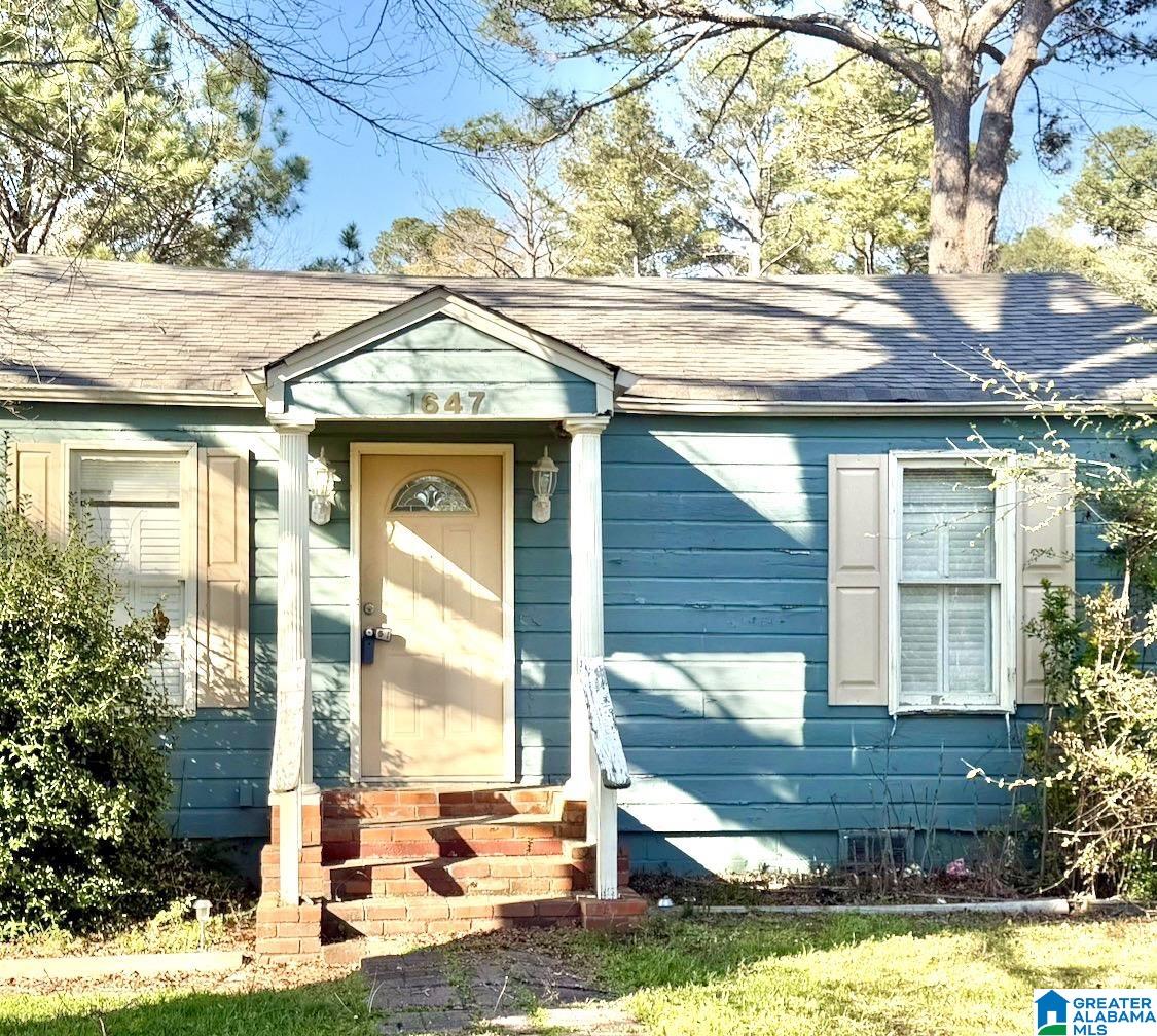 1649 Riderwood Trail Birmingham, AL 35214 - Photo 1 of 17