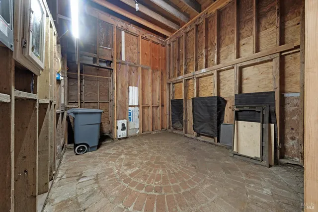 a view of a storage & utility room