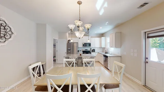 $424,999 | 52 Keowee Lane, Beaufort, SC 29906