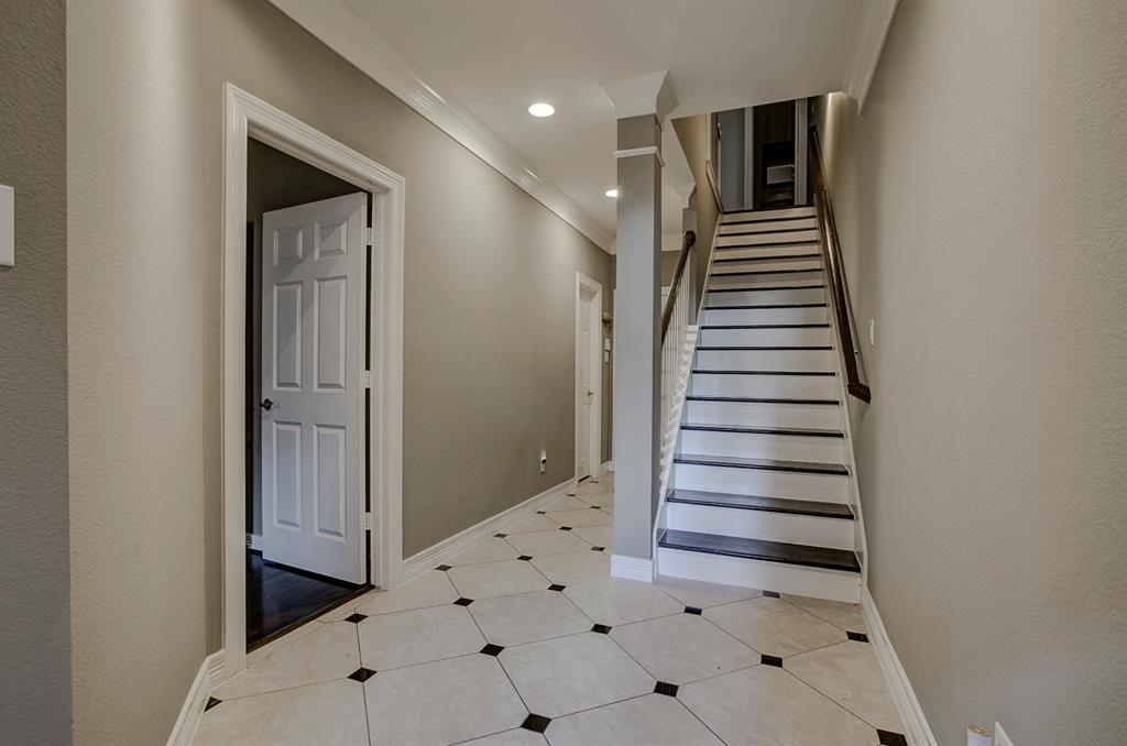 3435 Howell Street Dallas, TX 75204 - Photo 9 of 33