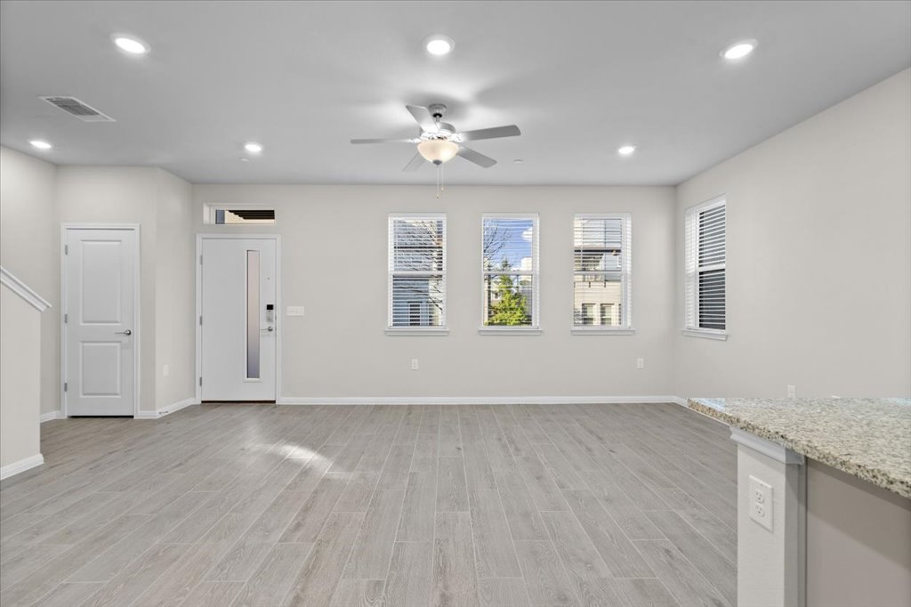 9015 Cattle Baron Path, Unit 705 Austin, TX 78747 - Photo 11 of 35