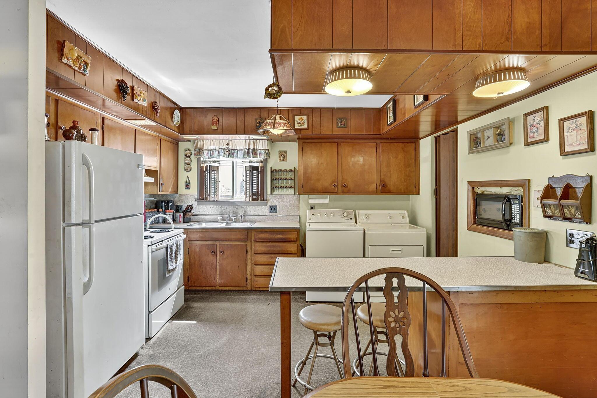 1529 South Hamilton Road Columbus, OH 43227 - Photo 23 of 49 26-web-or-mls-011A6763