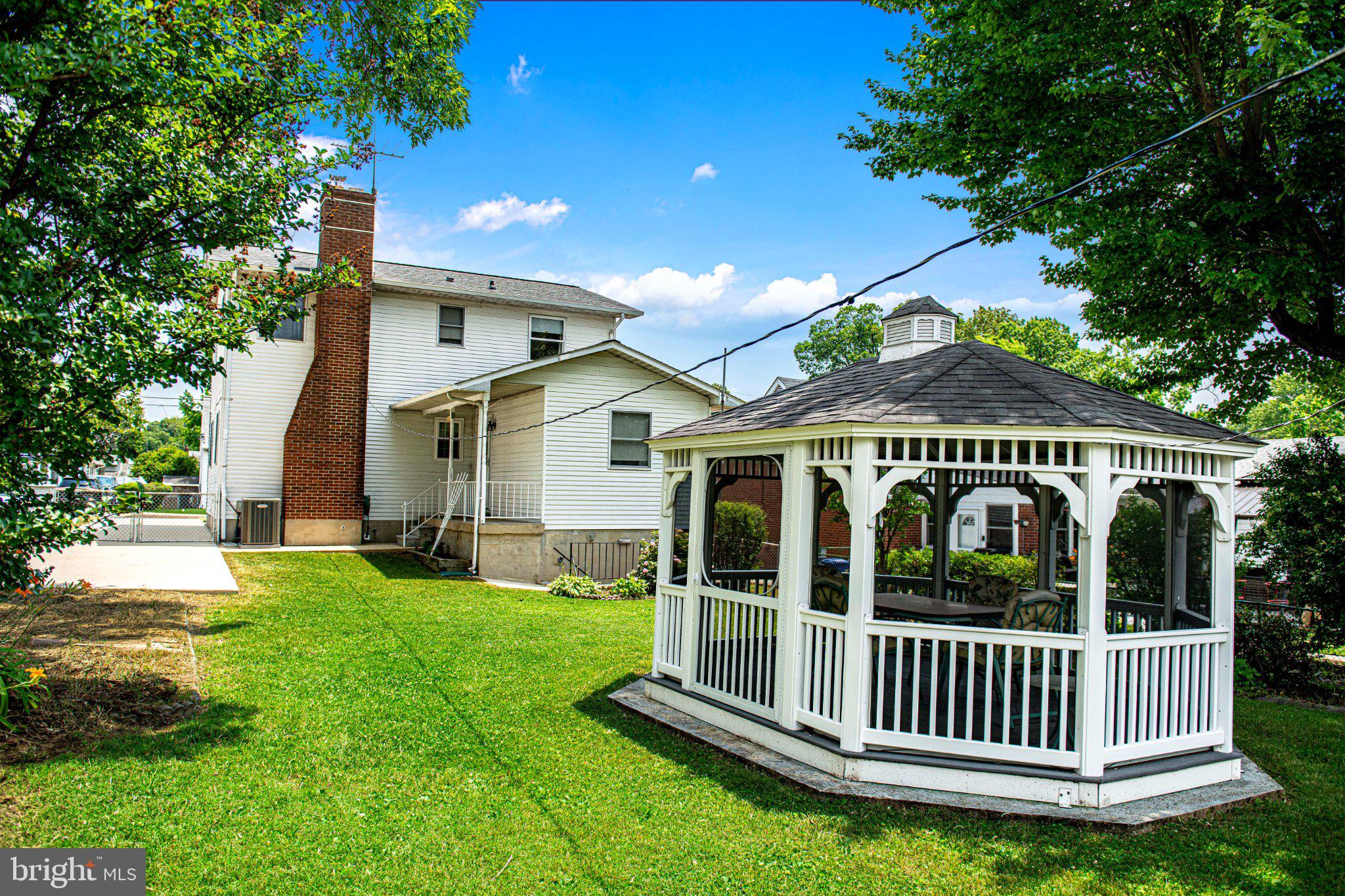 614 George Avenue Baltimore, MD 21221 - Photo 11 of 52
