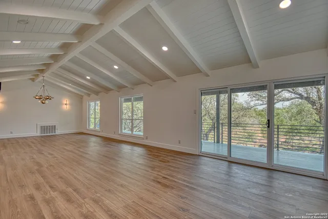 $695,000 | 304 Crestwood Drive, Kingsland, TX 78639