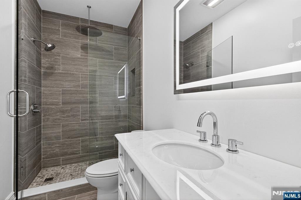 249 Terrace Road Franklin Lakes, NJ 07417 - Photo 17 of 22