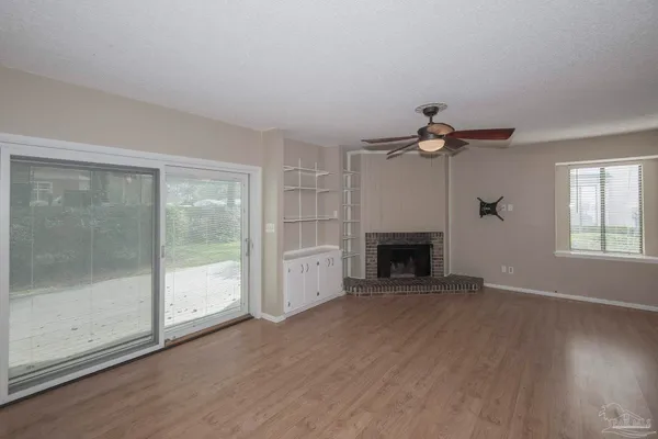 $233,900 | 3400 Wimbledon Drive, Unit 5, Pensacola, FL 32504