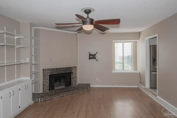 $233,900 | 3400 Wimbledon Drive, Unit 5, Pensacola, FL 32504