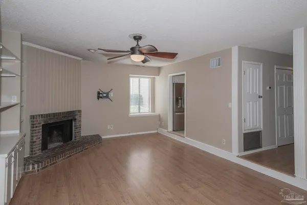 $233,900 | 3400 Wimbledon Drive, Unit 5, Pensacola, FL 32504