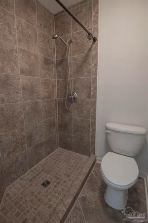 $233,900 | 3400 Wimbledon Drive, Unit 5, Pensacola, FL 32504