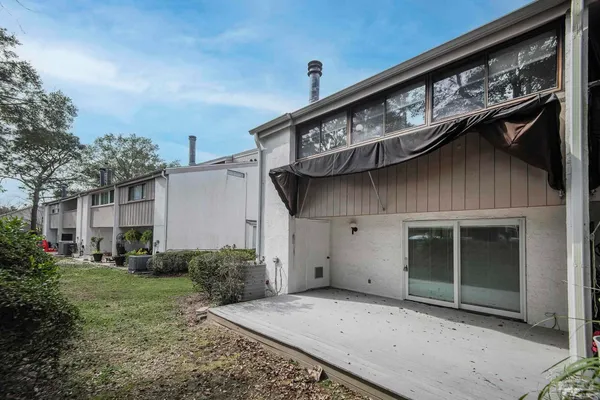 $233,900 | 3400 Wimbledon Drive, Unit 5, Pensacola, FL 32504