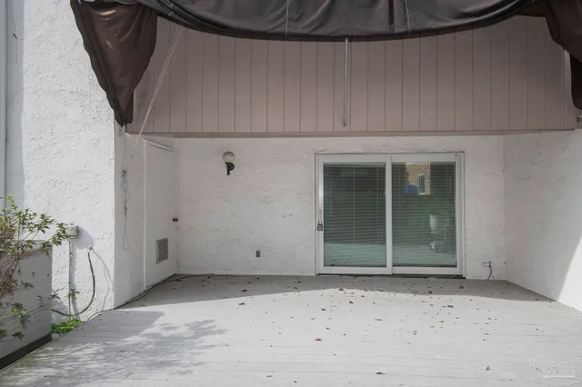 $233,900 | 3400 Wimbledon Drive, Unit 5, Pensacola, FL 32504