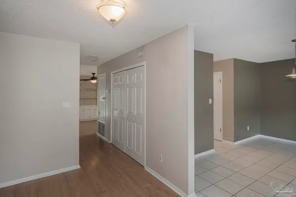 $233,900 | 3400 Wimbledon Drive, Unit 5, Pensacola, FL 32504