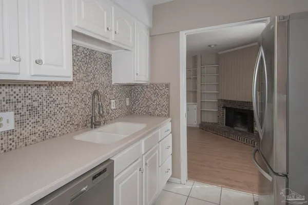 $233,900 | 3400 Wimbledon Drive, Unit 5, Pensacola, FL 32504