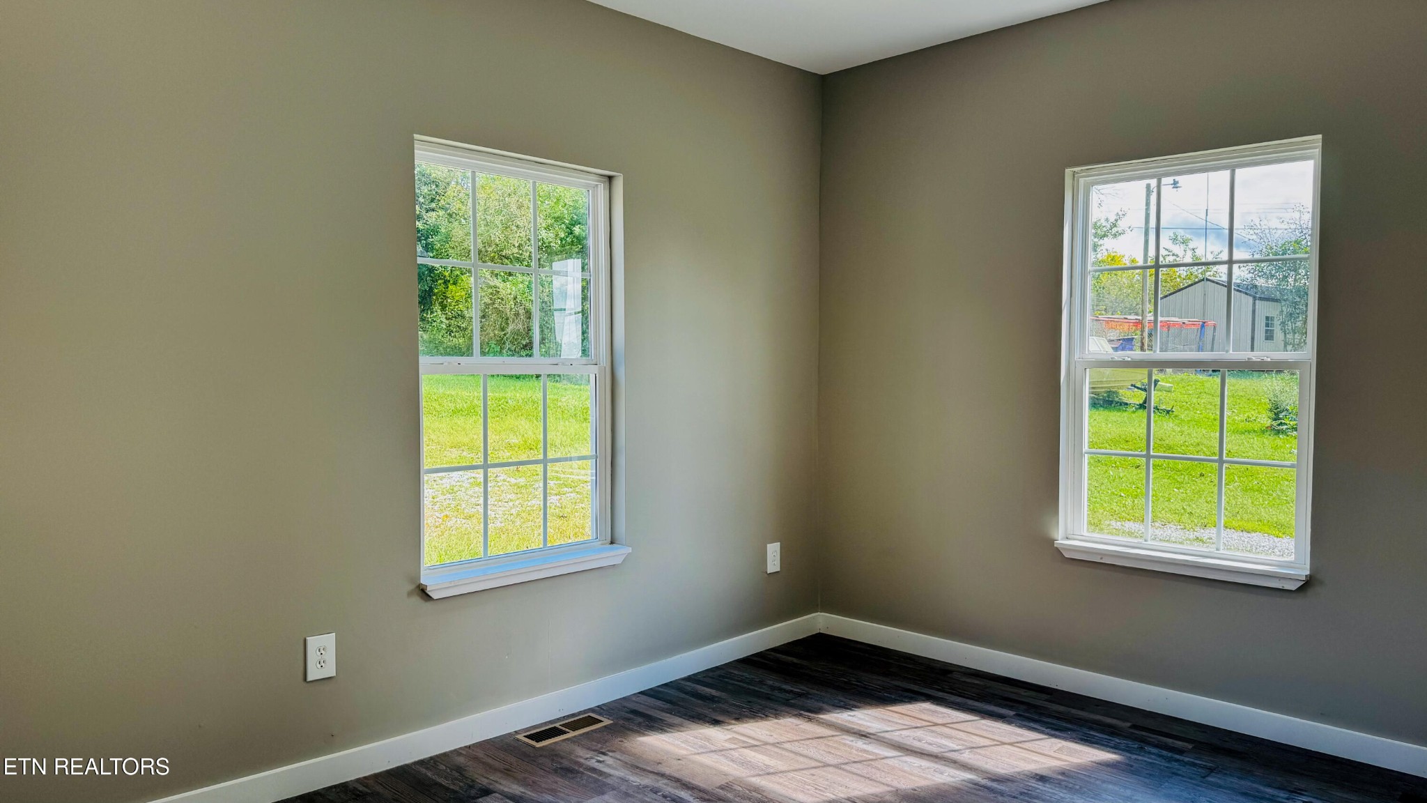 138 Lloyd Street Oneida, TN 37841 - Photo 33 of 36 a view of an empty room with a window
