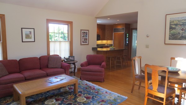 18 Elmwood Road Marblehead, MA 01945 - Photo 12 of 30 Gallery Image 12
