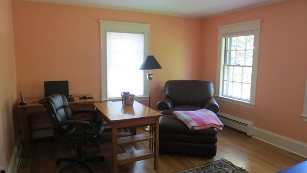 18 Elmwood Road Marblehead, MA 01945 - Photo 19 of 30 Gallery Image 19