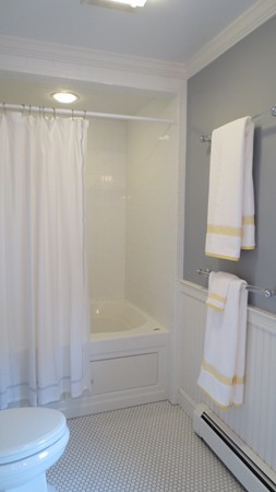 18 Elmwood Road Marblehead, MA 01945 - Photo 25 of 30 Gallery Image 25