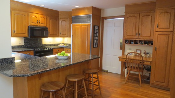 18 Elmwood Road Marblehead, MA 01945 - Photo 9 of 30 Gallery Image 9