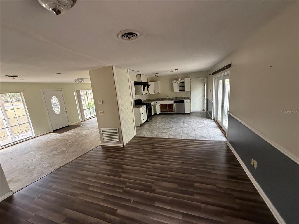 801 9th Street Northeast Fort Meade, FL 33841 - Photo 11 of 26