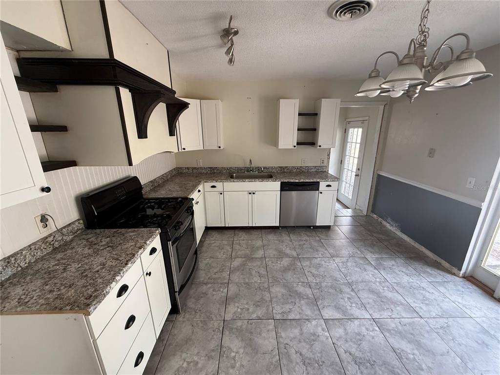 801 9th Street Northeast Fort Meade, FL 33841 - Photo 13 of 26