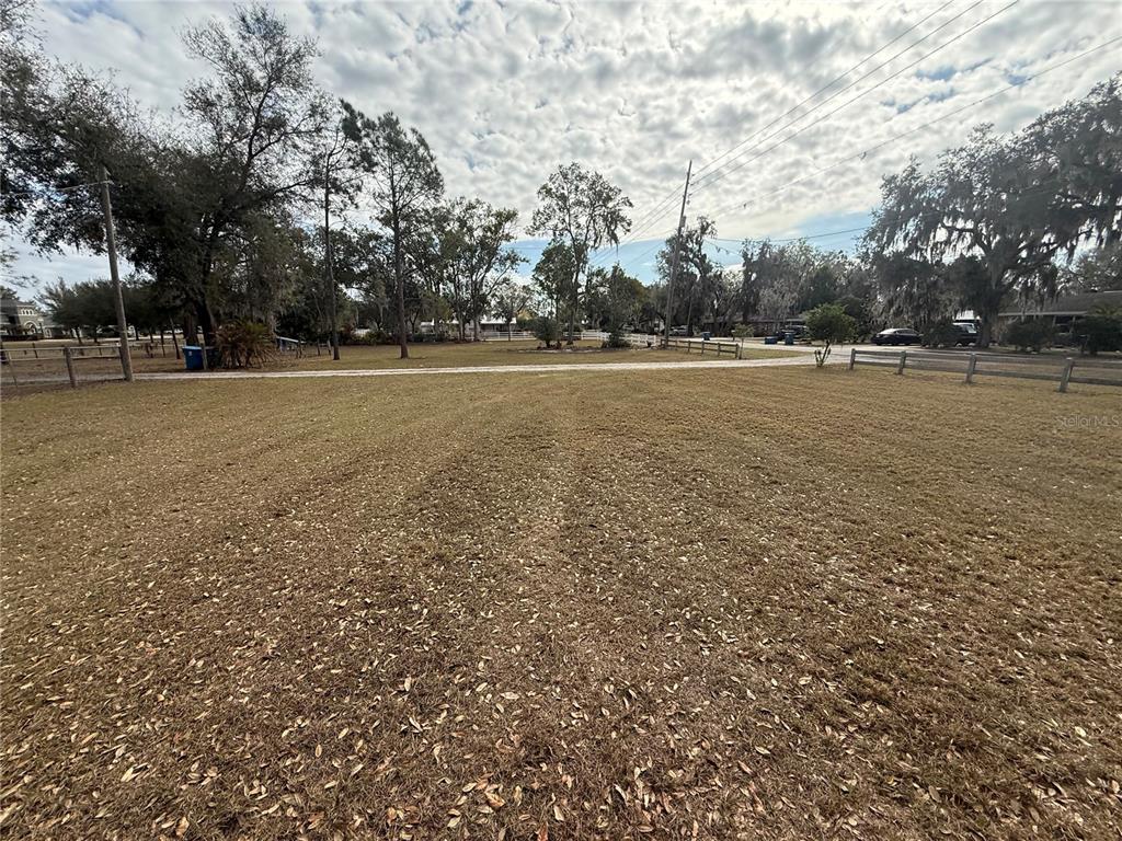 801 9th Street Northeast Fort Meade, FL 33841 - Photo 3 of 26