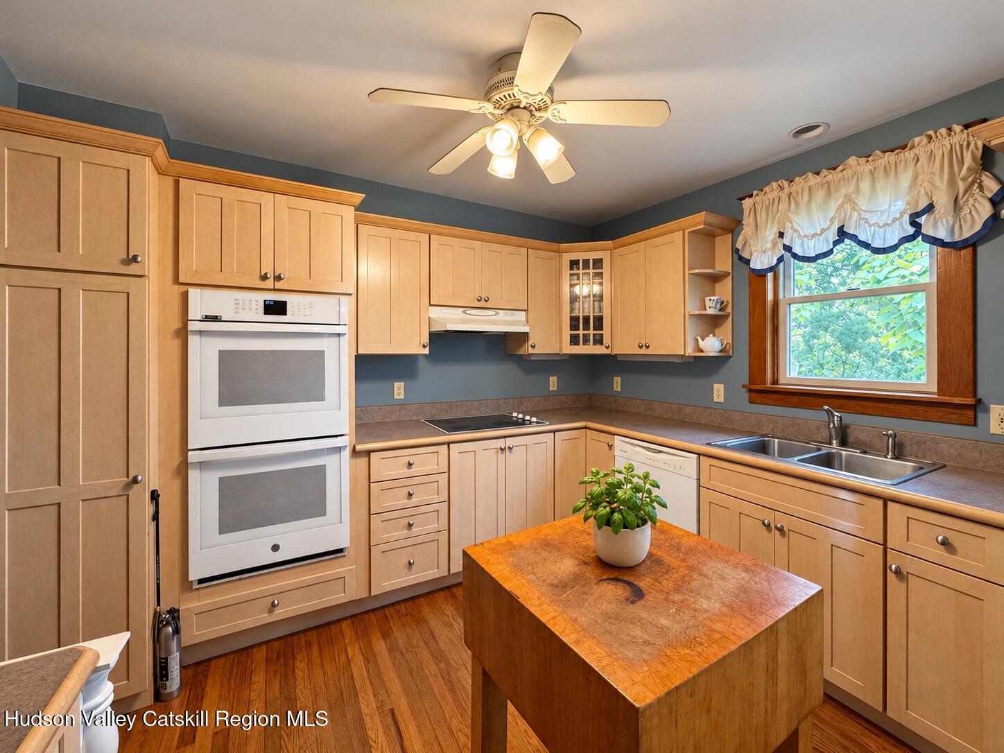 8874 Rte 9W Athens, NY 12015 - Photo 16 of 49 15