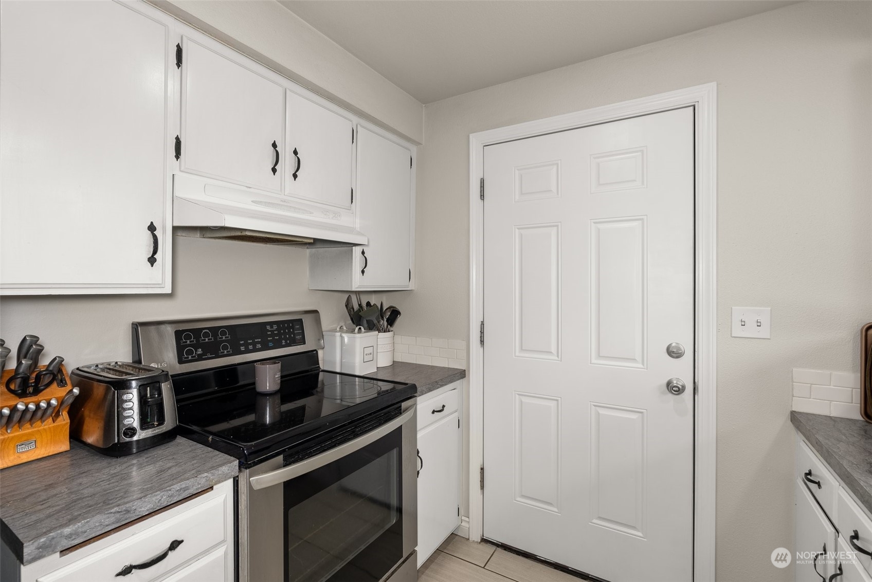 2185 East Hoquiam Road Hoquiam, WA 98550 - Photo 17 of 35 Gallery Image 17