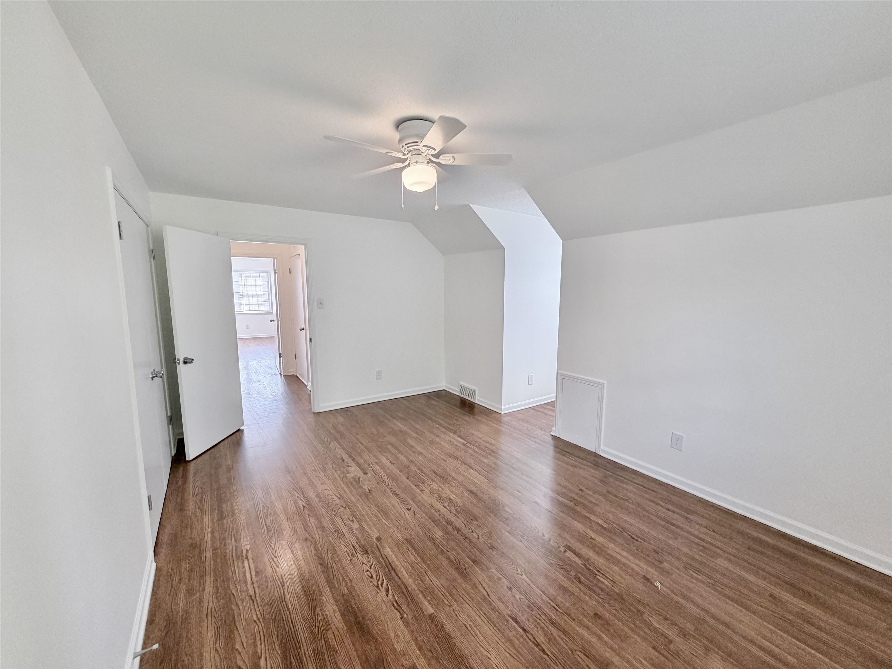 3118 Estes Street Memphis, TN 38115 - Photo 16 of 32 a view of empty room with wooden floor