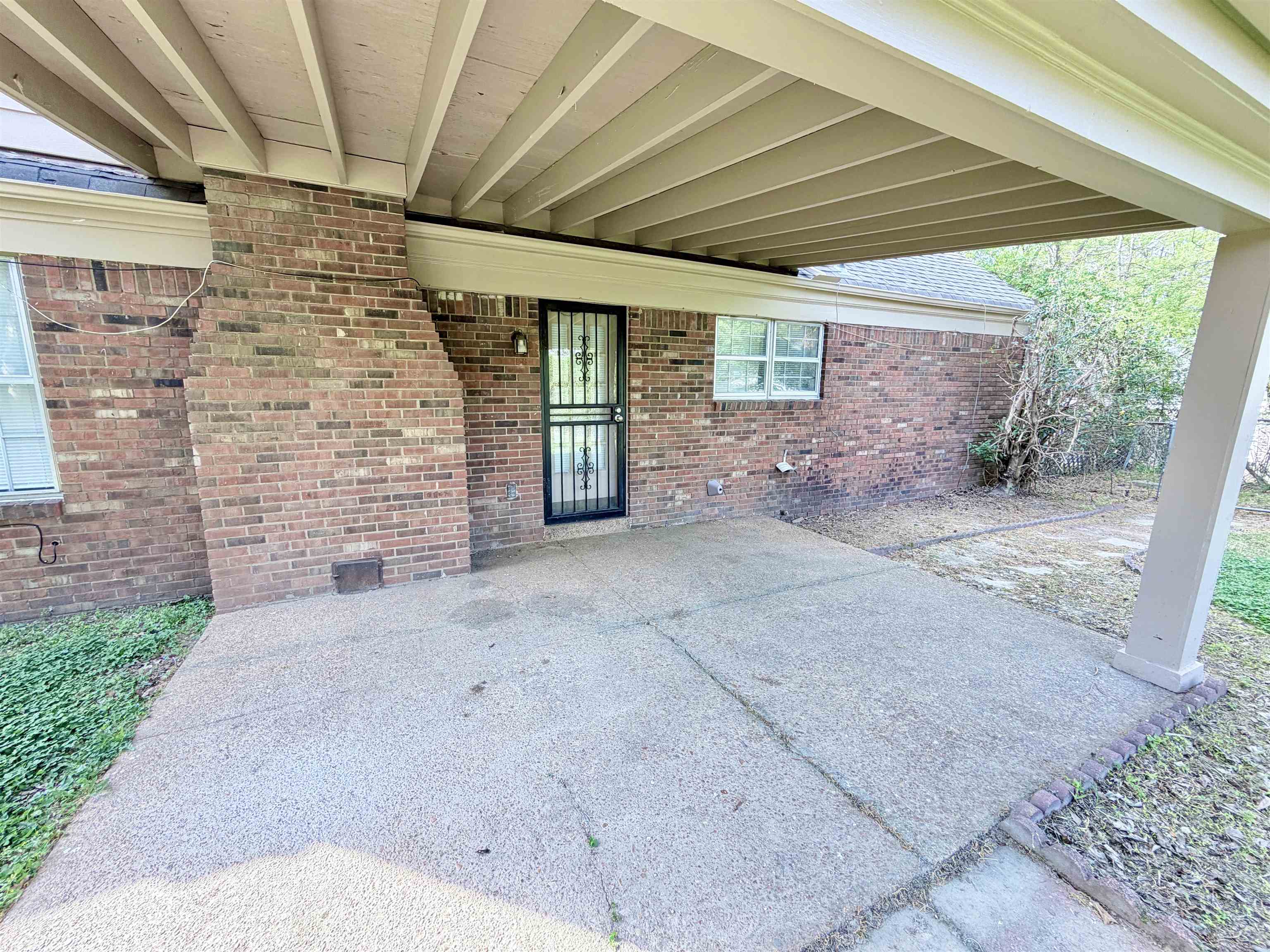3118 Estes Street Memphis, TN 38115 - Photo 28 of 32 a view of a backyard of the house