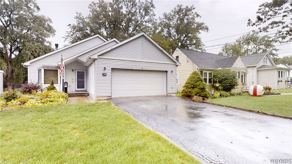 318 Ivyhurst Road North Amherst, NY 14226 - Photo 1 of 1 Exterior Front