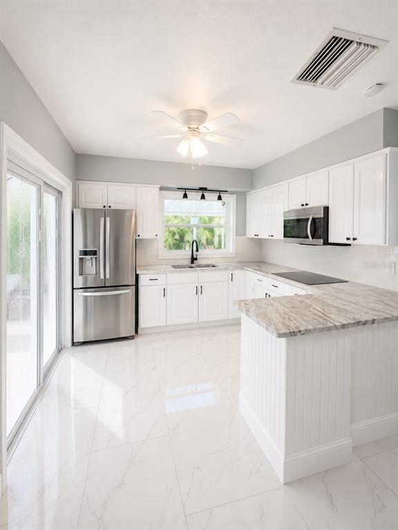 5124 Springwood Drive Tampa, FL 33624 - Photo 5 of 24