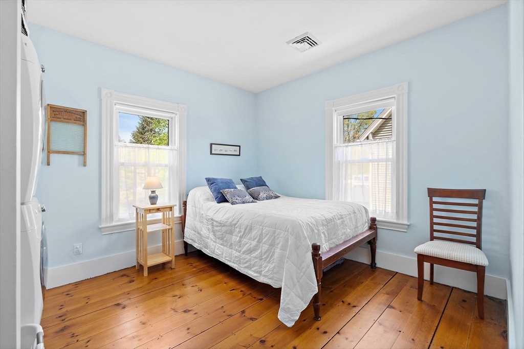 18 O'Neil Street Hudson, MA 01749 - Photo 27 of 40