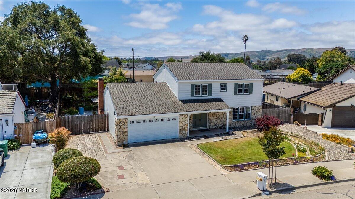 360 Tallyho Road Santa Maria, CA 93455 - Photo 2 of 72 59-robrijnenphotography-360TallyHoRd-59