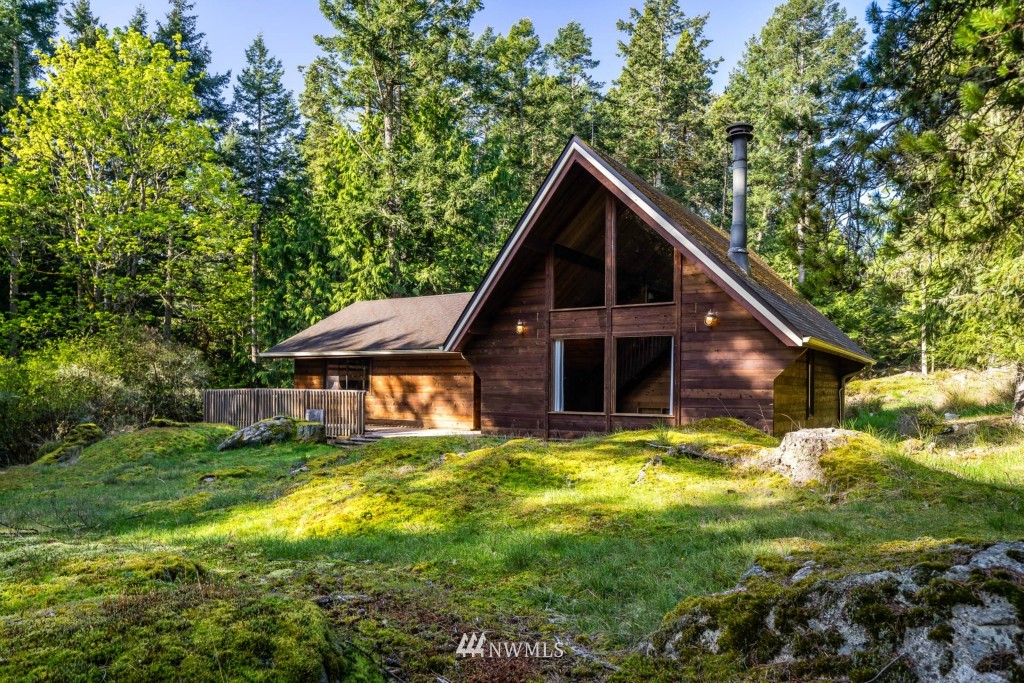 873 Elliott Road Lopez Island, WA 98261 - Photo 1 of 19
