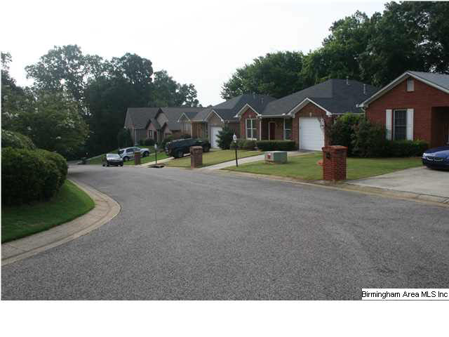 1511 Jacobs Circle Birmingham, AL 35216 - Photo 2 of 32