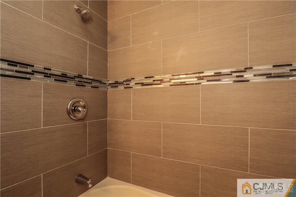 20 Old Post Road Edison, NJ 08817 - Photo 20 of 25 a bathroom with a shower