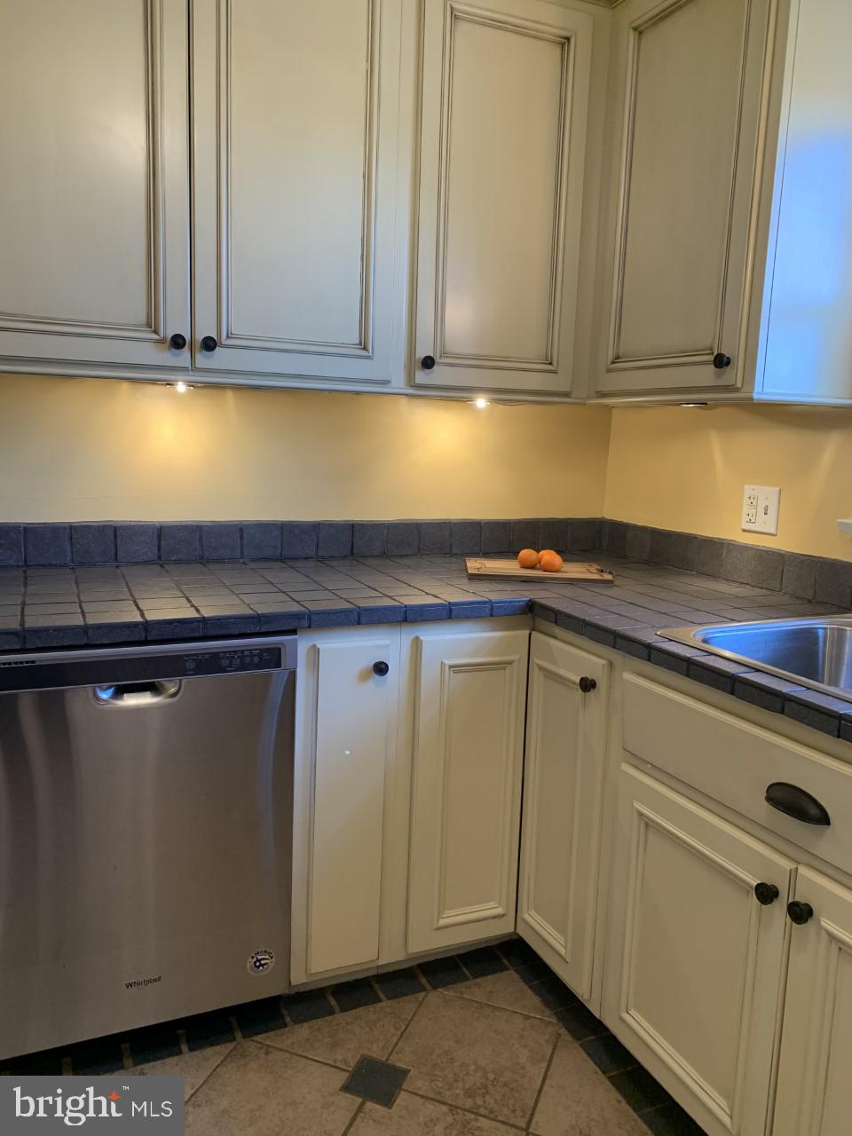374 Hillcrest Road York, PA 17403 - Photo 14 of 40