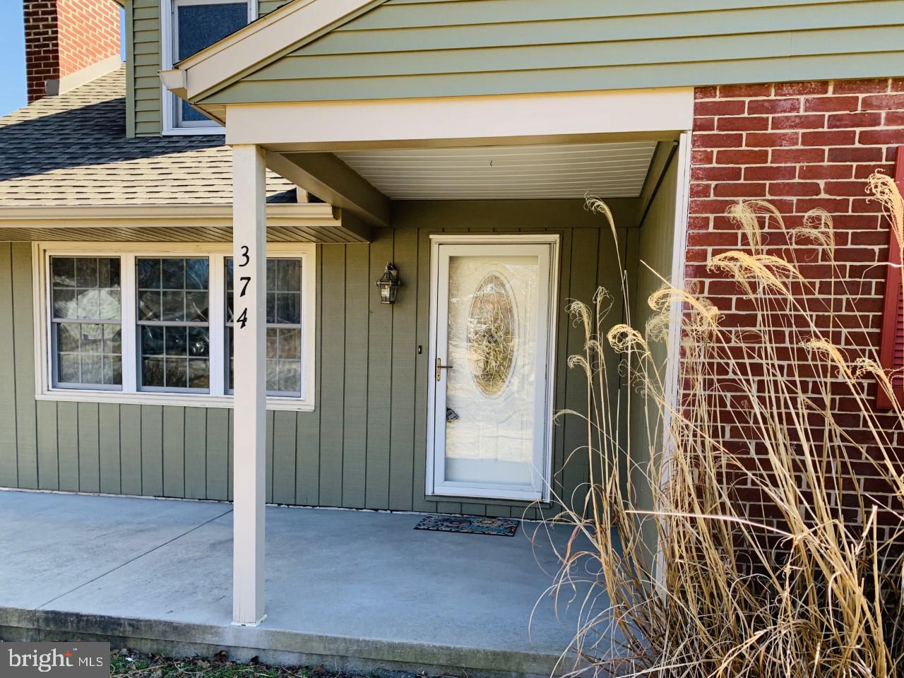374 Hillcrest Road York, PA 17403 - Photo 4 of 40