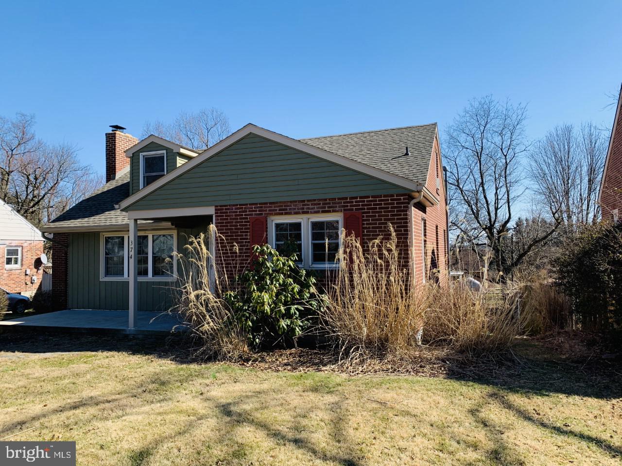 374 Hillcrest Road York, PA 17403 - Photo 5 of 40