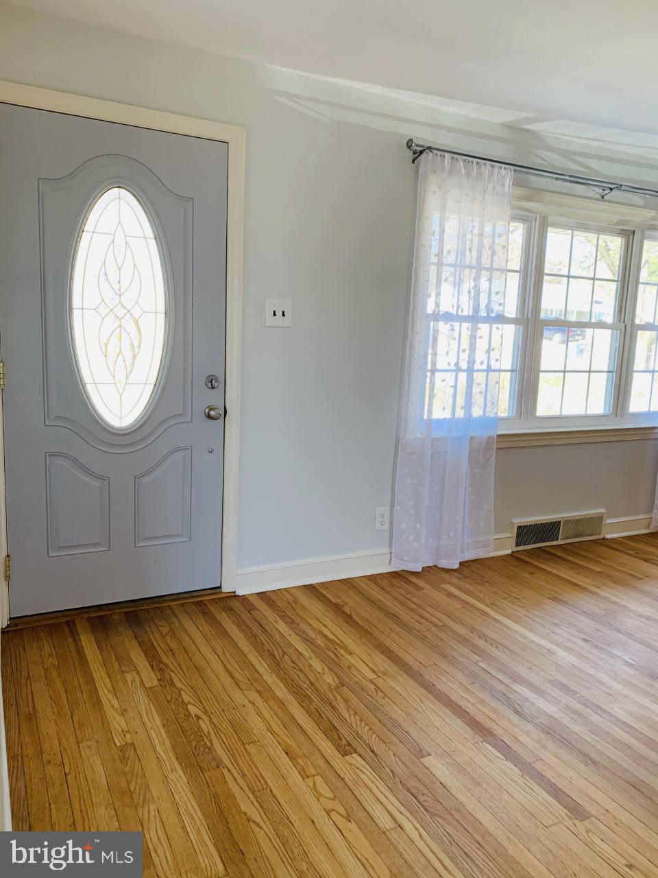 374 Hillcrest Road York, PA 17403 - Photo 6 of 40