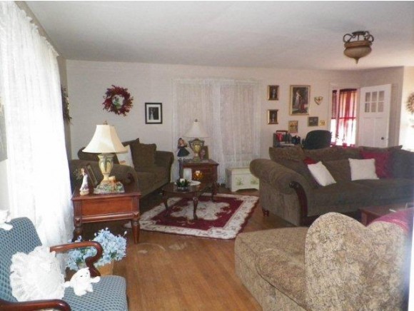 508 Barney Road Bennington, VT 05201 - Photo 6 of 23