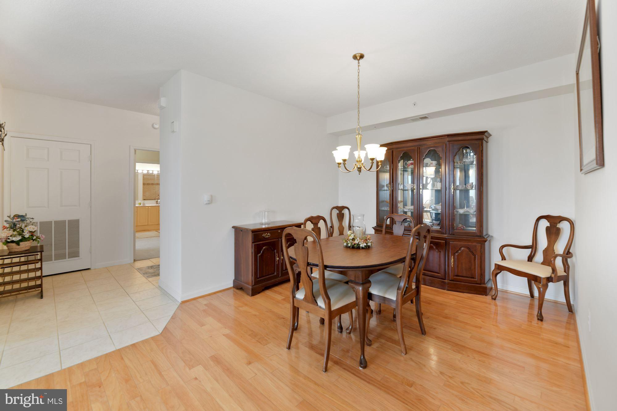 19355 Cypress Ridge Terrace, Unit 812 Leesburg, VA 20176 - Photo 13 of 42