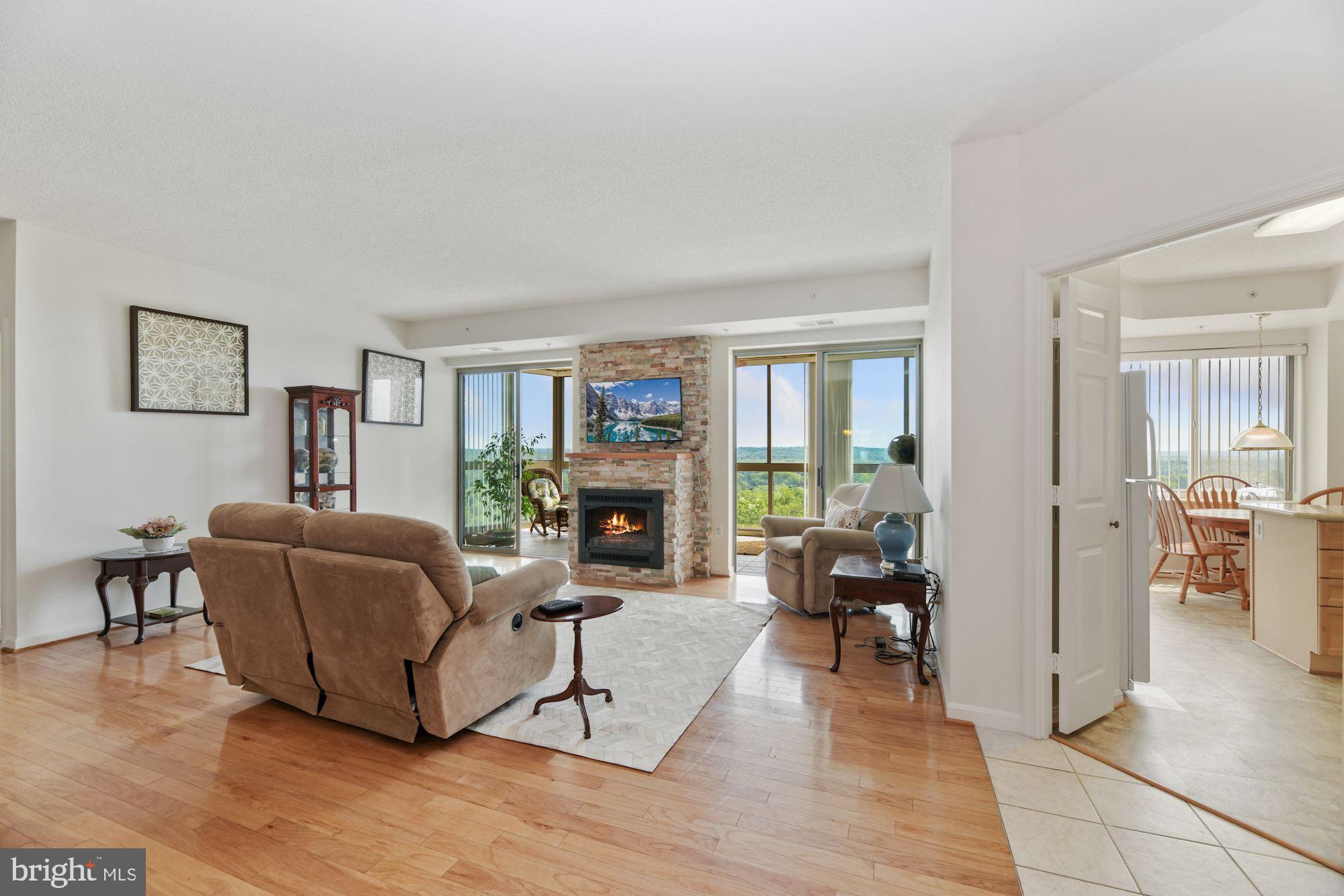 19355 Cypress Ridge Terrace, Unit 812 Leesburg, VA 20176 - Photo 8 of 42