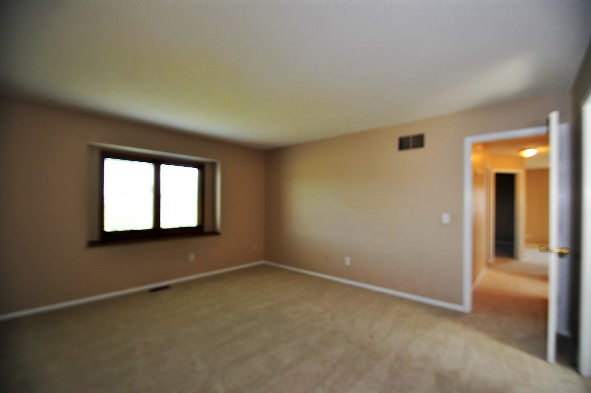527 Ridge Hill Place Fort Wayne, IN 46804 - Photo 16 of 23 Gallery Image 16