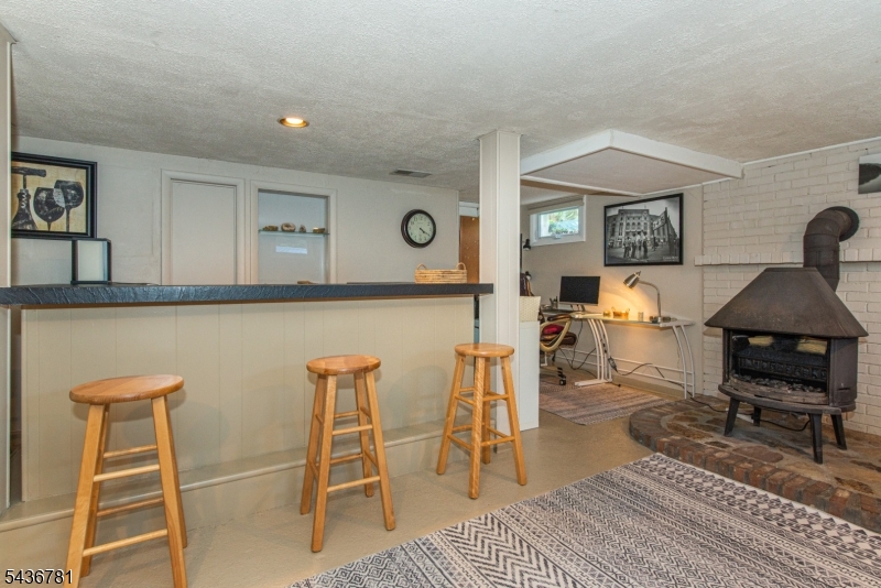 327 Pleasant Hill Road Flanders, NJ 07836 - Photo 25 of 46