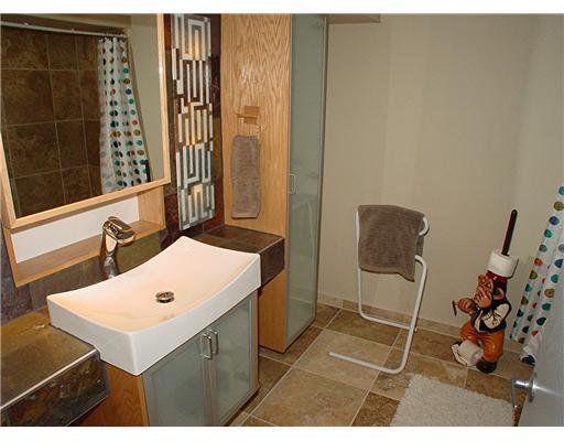 410 Highview Road Wexford, PA 15090 - Photo 14 of 18 Full Bath.
