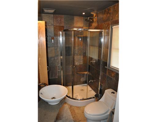 410 Highview Road Wexford, PA 15090 - Photo 9 of 18 Master Bath/Spa.
