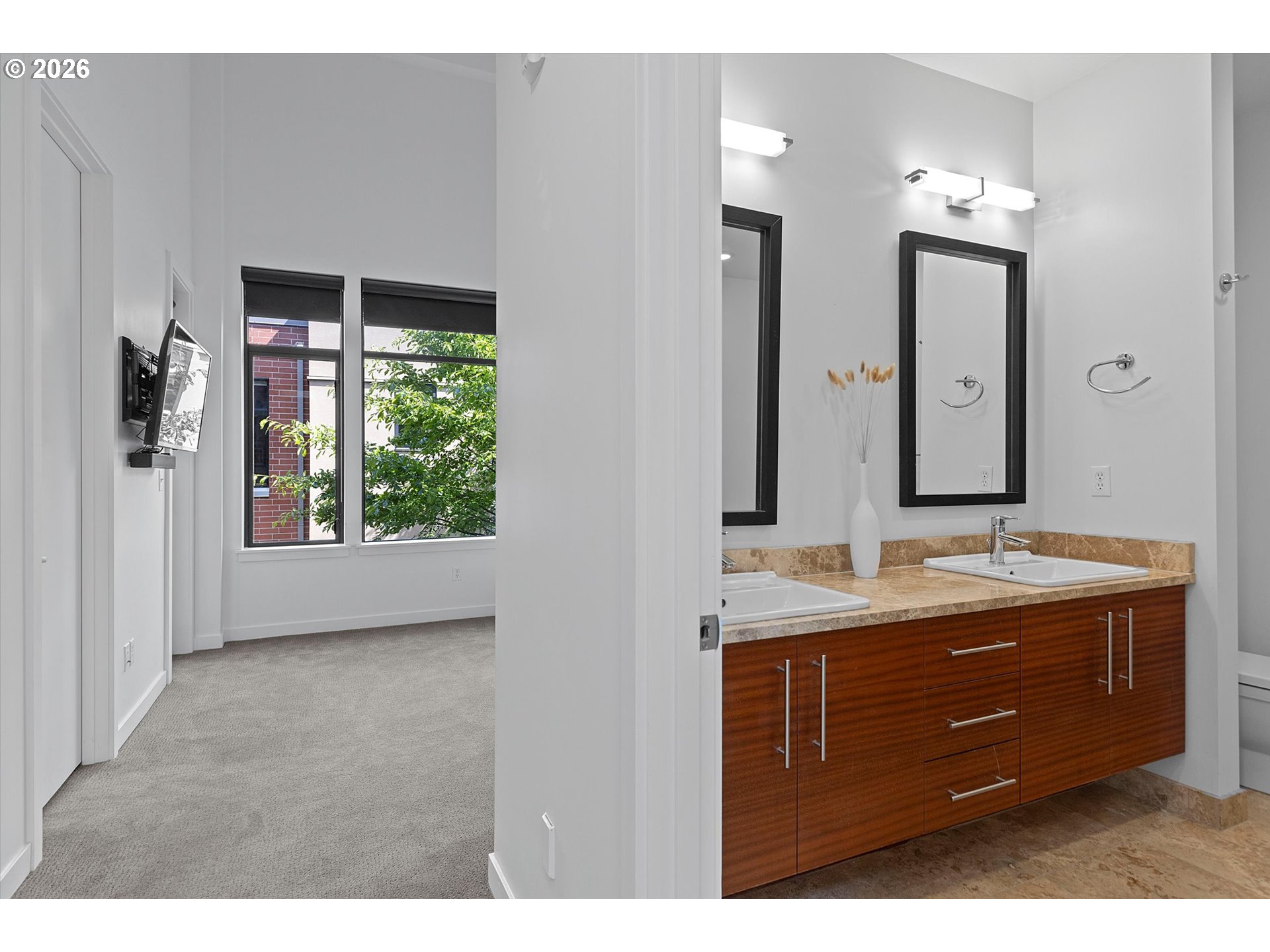 1728 Northwest Riverscape Street Portland, OR 97209 - Photo 21 of 44